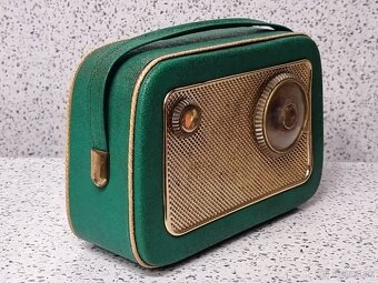 Exportná verzia Comet-9 Commodore ☆ Tesla starožitné radio - 6