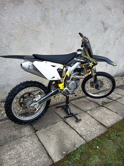 Suzuki rmz 450 - 6