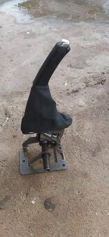 Volvo v50 2,4d D5 2007 automat - 6
