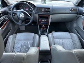 Predám VW golf mk4 vo výbave carat 2003 - 6