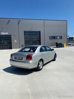 Toyota avencis - 6