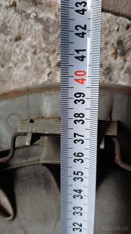 puklice na BMW.... 8ks SPOLU ...... - 6