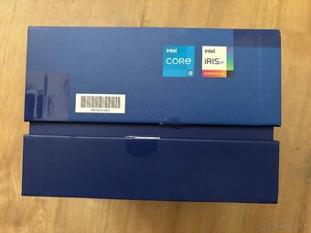 Intel NUC 12 Pro (NUC12WSKi5) - 6