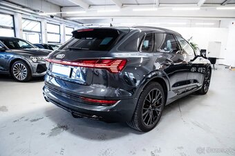 Audi E-tron - 6