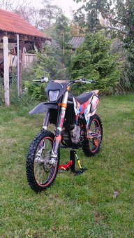 KTM SX-F 450 (US import) - 6