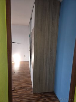 Vstavaná skriňa - 6