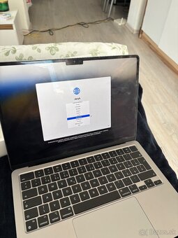 Predám MacBook Air (Apple M2) - 6