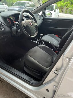 Fiat Punto Young 1.4 57kw - 6