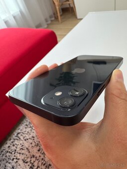 iPhone 12 - 6