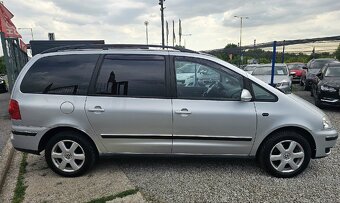 Volkswagen Sharan 1.9 TDI Highline - 6