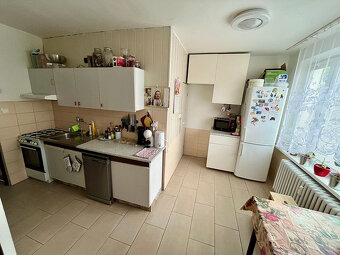 3-izbový priestranný (82m2) byt s balkónom v Brusne-Zámlynie - 6