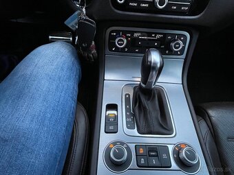 Volkswagen Touareg II 3.0 V6 TDI - 6