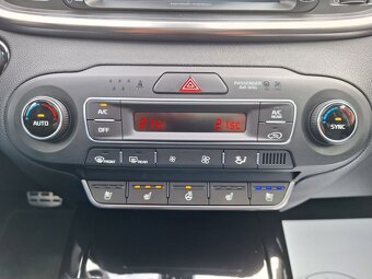 KIA SORENTO 2.2 CRDi GT- LINE A/T 147kW - 6