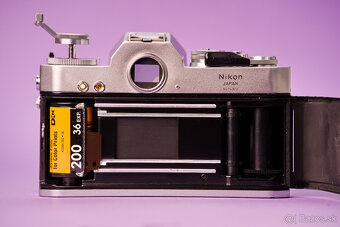 Nikon Nikomat. Nikkor 1:1.4f/50mm - 6