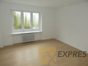 RK EXPRES - predaj 3 izbový tehlový byt v Handlovej, ul.29.a - 6