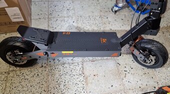 KUkirinG4 2000W s hydraulickými brzdami elektrická kolobežka - 6
