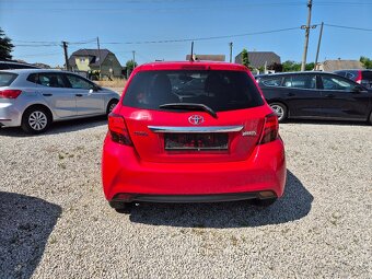 Toyota yaris - 6