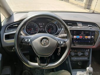 Volkswagen Touran 1,5 TSI - 6