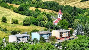 Priestranný 3-izbový byt o veľkosti 92m2 s garážou, Prenčov - 6