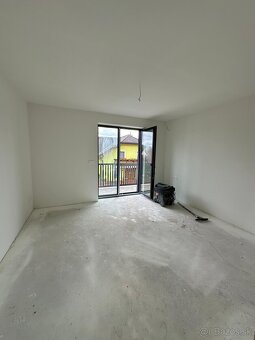 Mlynica, nove rodinne domy 4+kk, 5+kk, intravilan - 6