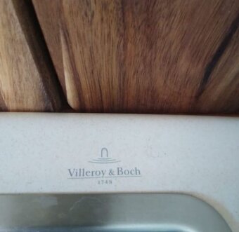 Venkovská krémová kuchyně se spotřebiči, 5882 - 6