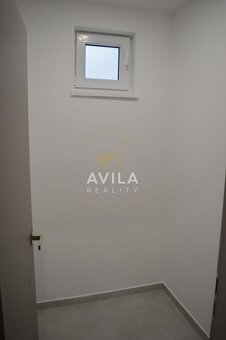 NA PREDAJ: veľkorysý 3-izbový byt 92m2, 2loggie - Trnava cen - 6