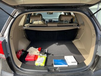 Predám Kia Sorento 2.2 CRDI 145kW 4x4 - 6