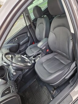 Hyundai ix35 2.0 CRDi 4x4 - 6