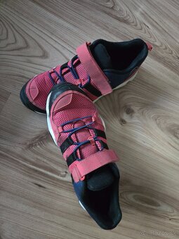 Tenisky Adidas vel.36,5 - 6