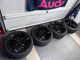 Audi Competition Black 5x112 R20 - 6
