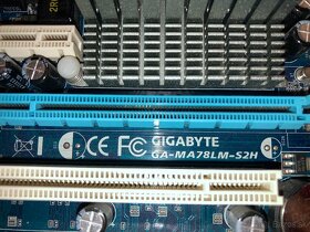PC s AMD Athlon II X2 3,1GHz, 2.5GB RAM, 500GB HDD - 6