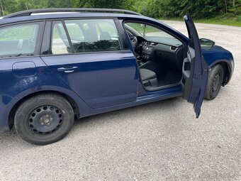 Škoda octavia 3 2.0tdi 110kw - 6
