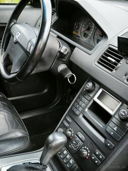 VOLVO XC90 - 6