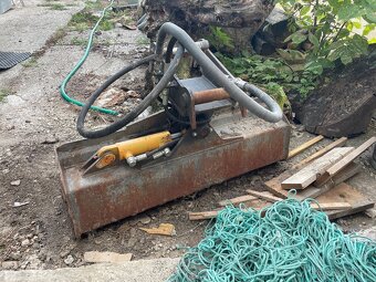Predám svahovacku hydraulicku - 6