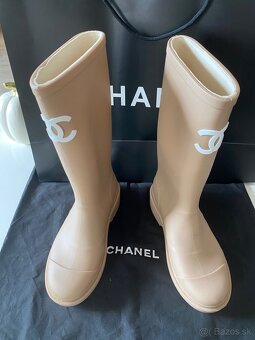 Chanel - 6