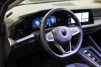 Volkswagen Golf 8 Variant 2.0 TDI DSG automat - 6