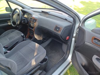 Predám Peugeot 307 combi, 2.0 HDi, 66 kW, r.v. 2003 - 6