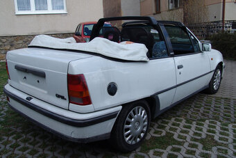 Opel Kadett 1.6 cabrio Bertone - 6
