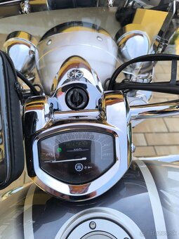 Yamaha XVS1300A - 6