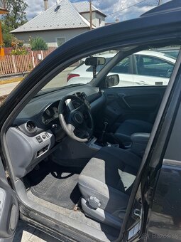 Toyota Rav4 - 6