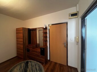 SIMI real - prenájom 1 izbový byt s balkónom - zariadený - 6
