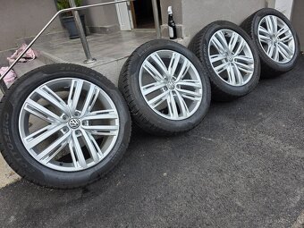 Zimne kolesa VW Tiguan 5x112 r19 235/50 r19 Auckland - 6
