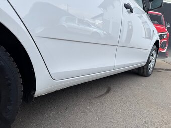 ŠKODA FABIA 1.4 2014 - 6