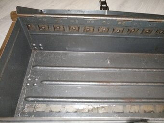 Schránka na zásobníky ZB26 - 6