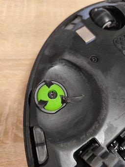 Robotický vysávač iRobot Roomba j7 715840 - 6
