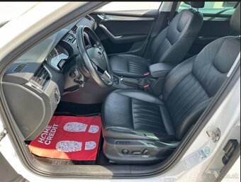 Škoda Octavia Combi 1.6 TDI 115k Style DSG - 6