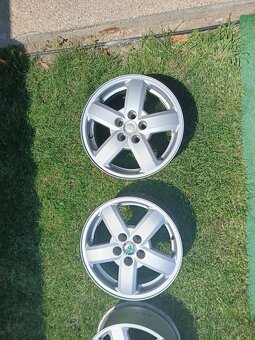 Elektróny na Škoda Octavia 1 - 6