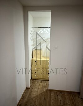 Prenájom 2-izbového bytu so záhradkou – Veľké Bielice - 6