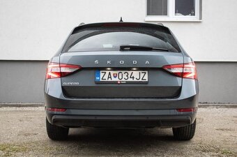 Škoda Superb Combi 2.0 TDI DSG - 6
