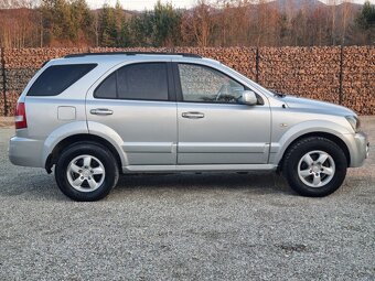 KIA SORENTO 2,5CRDi  4x4  MANUAL - 6